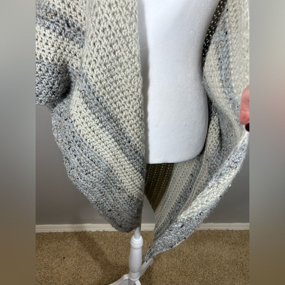 Womens Handmade Boho Crochet Coastal Cowgirl Neutral Cardigan O/S Beige Gray - Picture 5 of 9
